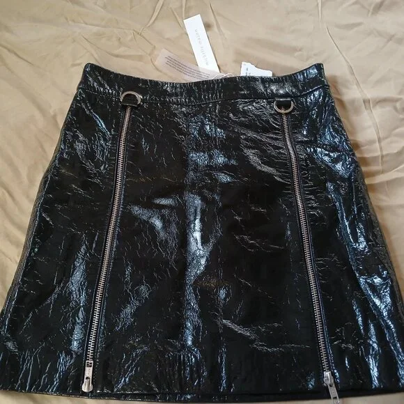 NWT Michelle Mason patent leather skipper skirt Sz 2 - Picture 1 of 4